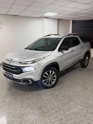 FIAT TORO 2.0 16V TURBO DIESEL VOLCANO 4WD AT9 FIAT TORO 2.0 16V TURBO DIESEL VOLCANO 4WD AT9